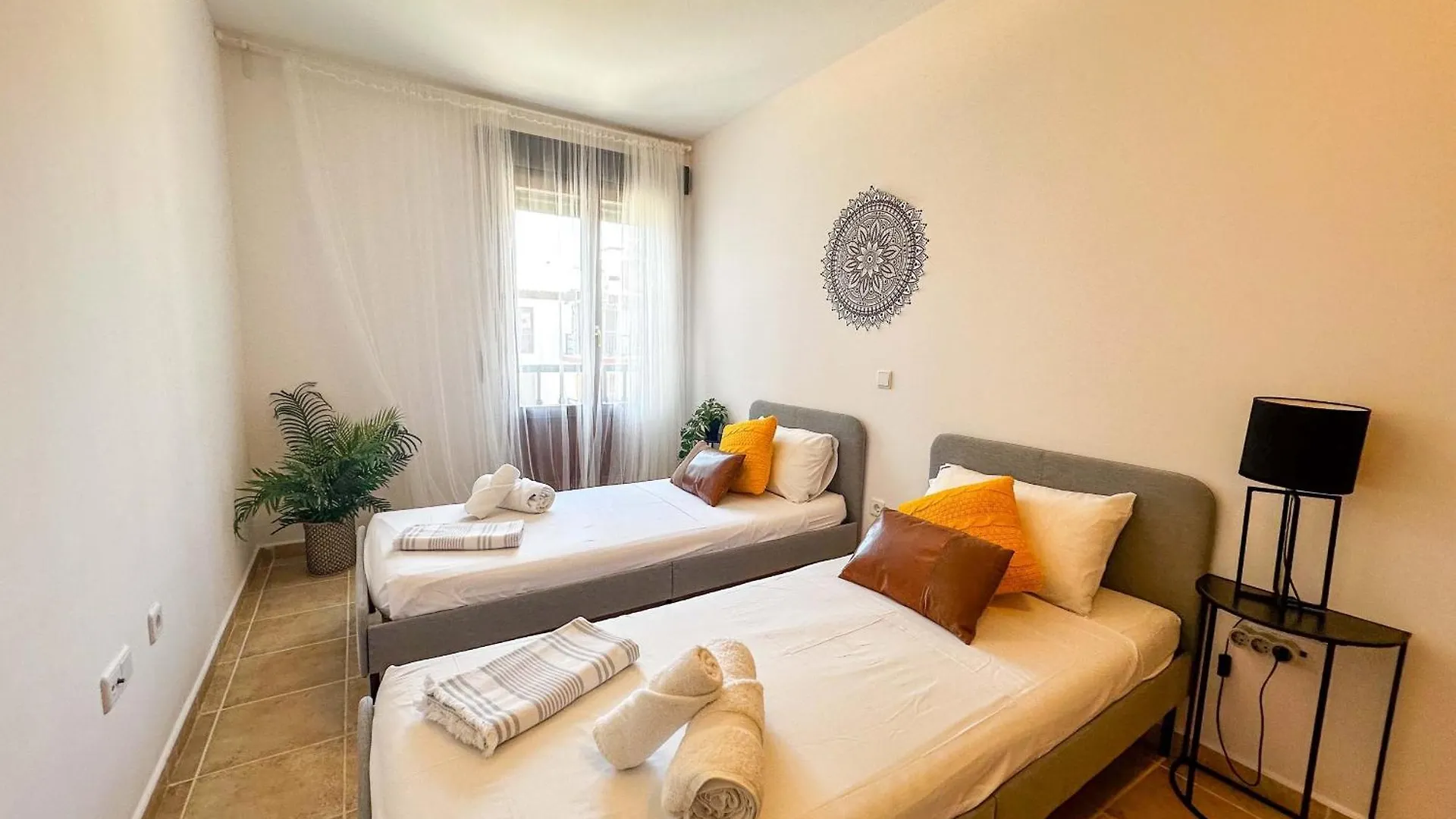 Pet001 - Modern 2 Bedroom Apartment Ayamonte 0*,